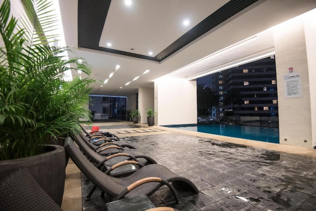 Klcc Binjai 8 Premium Soho Apartment By Sarah'S Lodge Kuala Lumpur Esterno foto