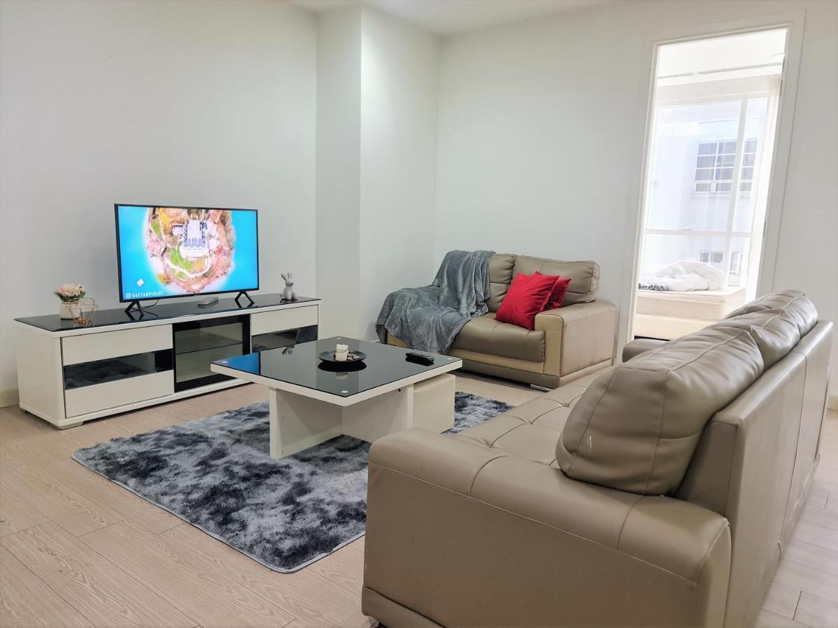 Klcc Binjai 8 Premium Soho Apartment By Sarah'S Lodge Kuala Lumpur Esterno foto